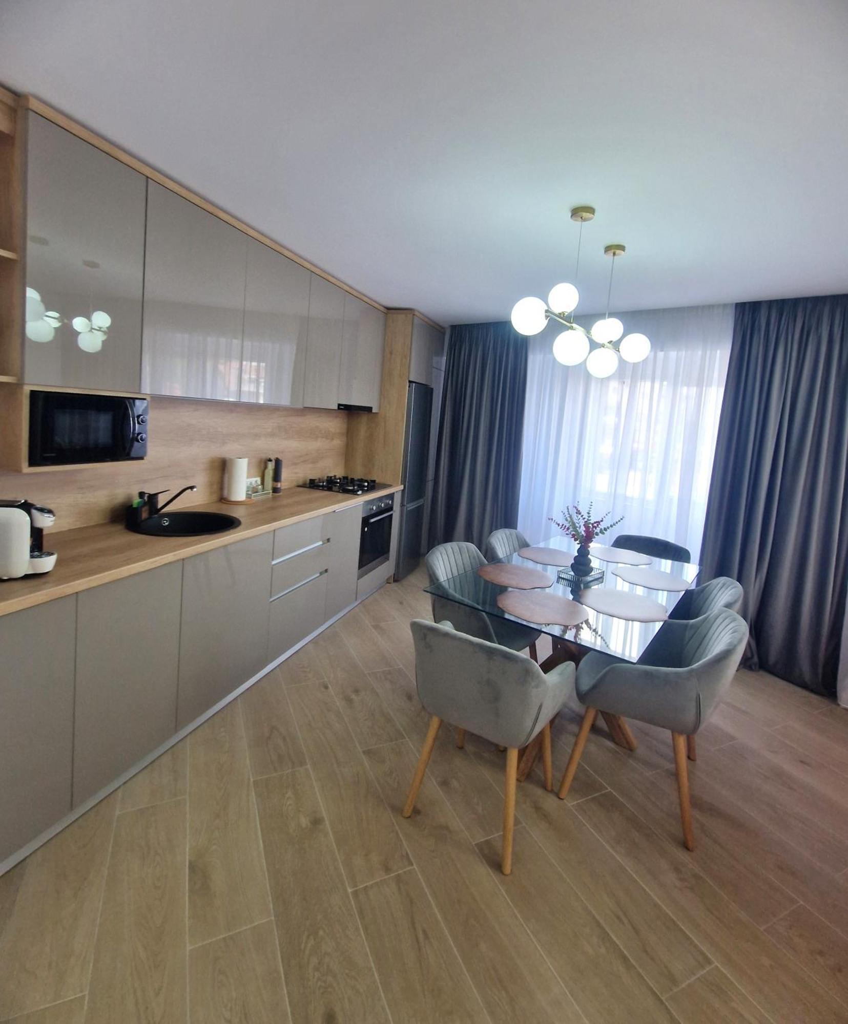 Ultracentral Luxury Apartament Curtea de Argeş Eksteriør billede