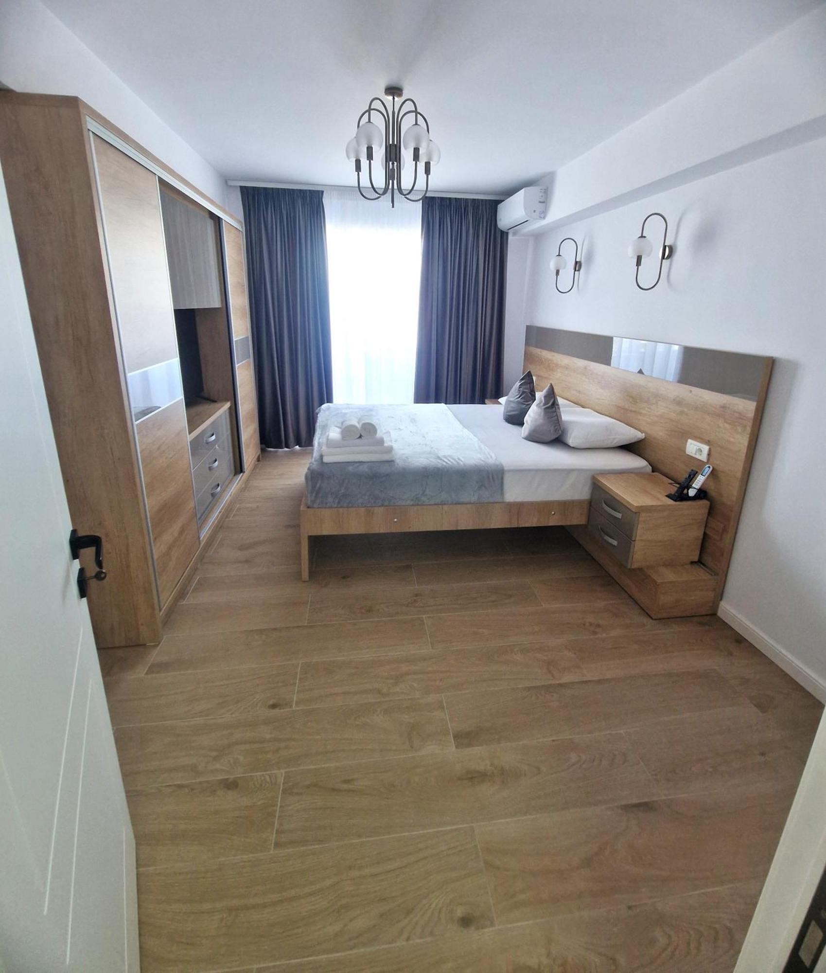 Ultracentral Luxury Apartament Curtea de Argeş Eksteriør billede