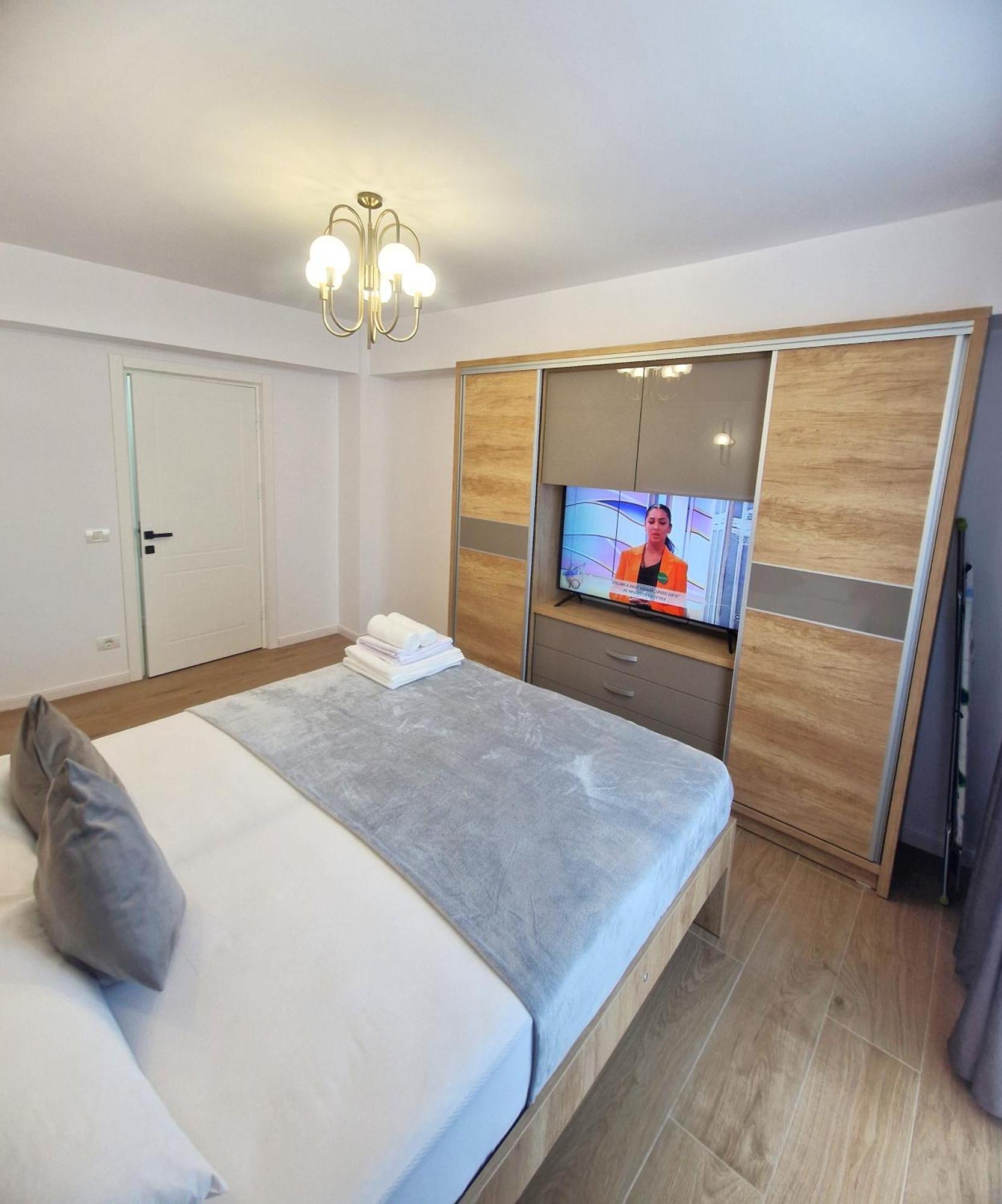 Ultracentral Luxury Apartament Curtea de Argeş Eksteriør billede